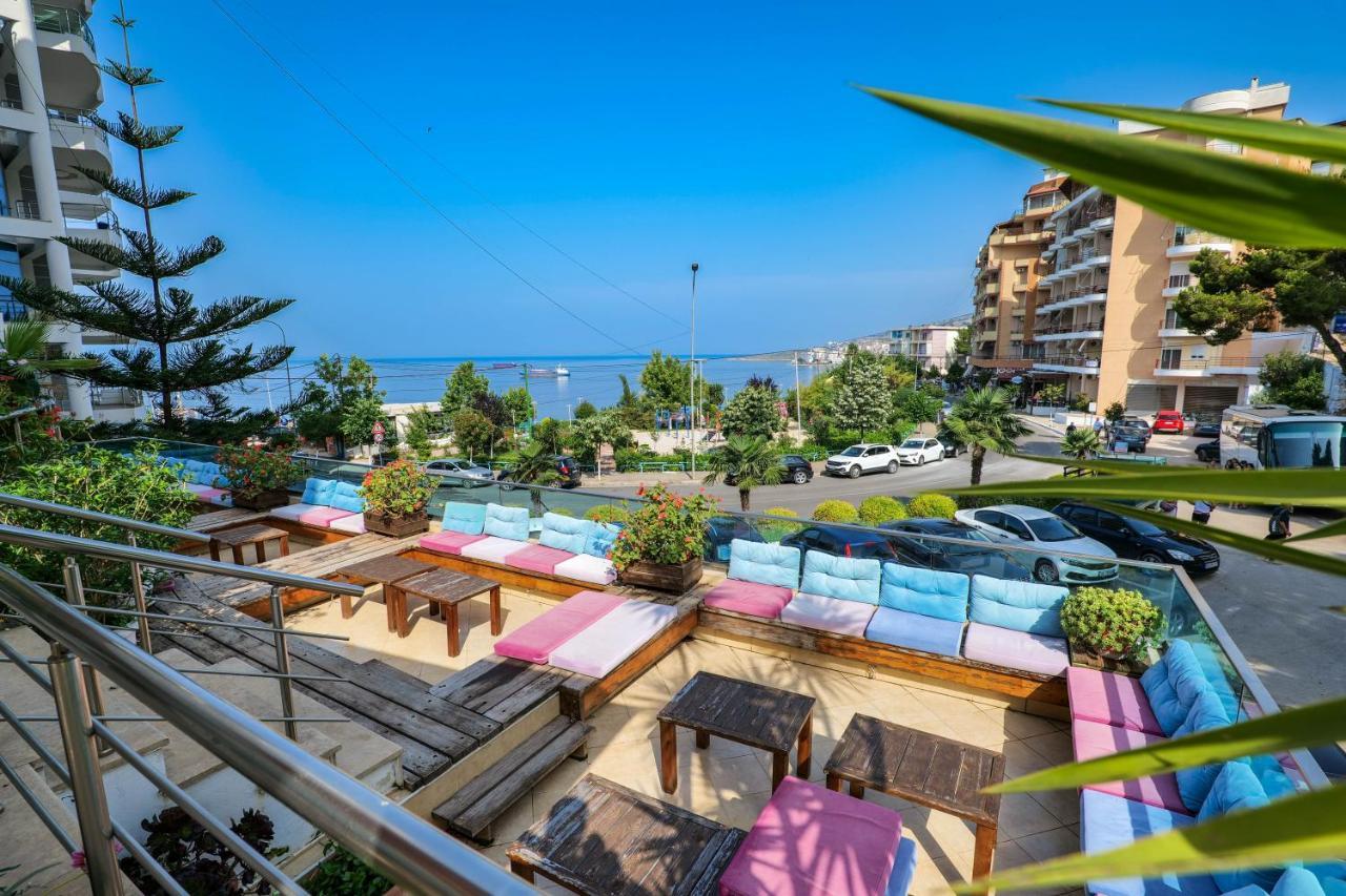 Hotel Oasis Sarandë Exterior foto